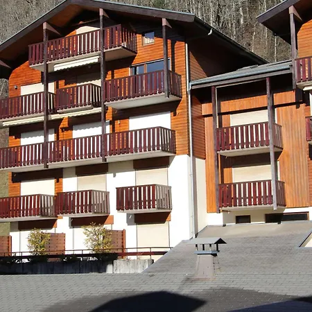 Duplex 4 Pieces Avec Garage Et Balcon, Centre Village De La Clusaz, Proche Commodites Et Pistes Ski - Fr-1-459-174 Apartment